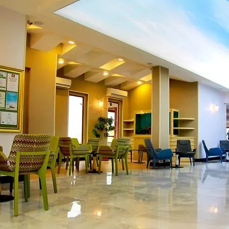 全景全包酒店 酒店