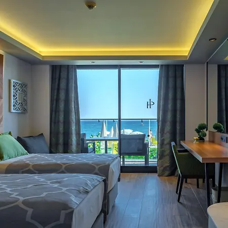 Panorama Hotel 4*